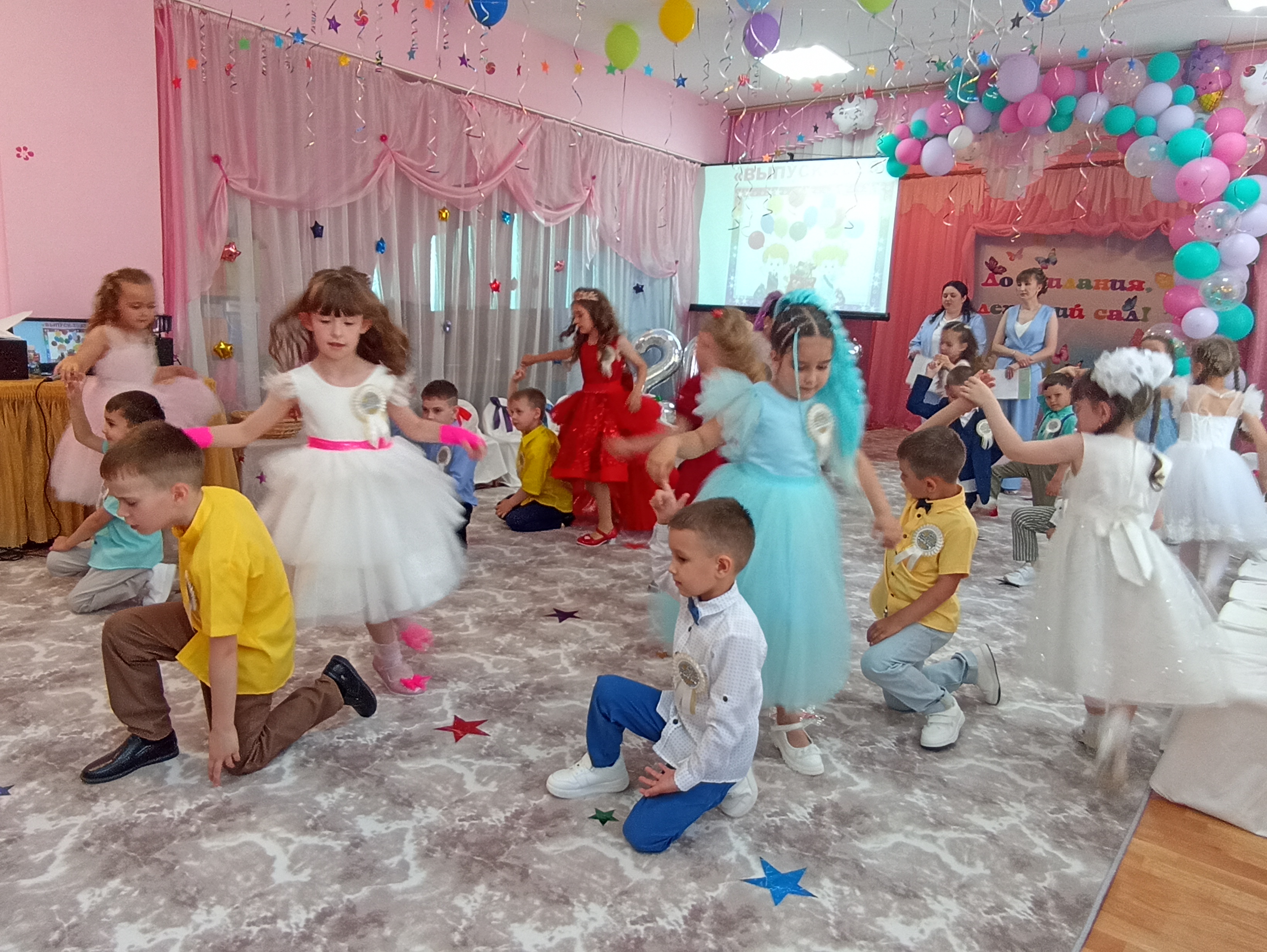 Выпускной в группе Капелька.